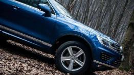 Volkswagen Touareg 3.0 V6 TDI 262 KM - nomad w mieście