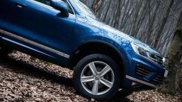Volkswagen Touareg 3.0 V6 TDI 262 KM - nomad w mieście
