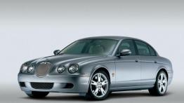 Jaguar S-Type - widok z przodu