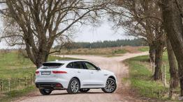 Jaguar F-Pace - duży kot w wielkim świecie