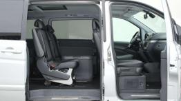 Mercedes Viano 2.2 CDI 4Matic - van na każdą okazję