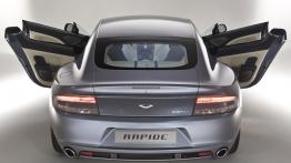 Aston Martin Rapide - widok z tyłu