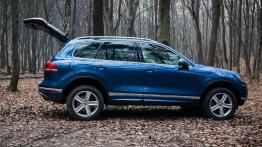 Volkswagen Touareg 3.0 V6 TDI 262 KM - nomad w mieście