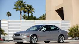 Jaguar X-type - widok z przodu