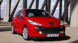 Peugeot 207 Berline - widok z przodu