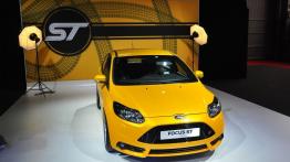 Paris Motor Show 2012 - auta seryjne