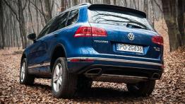 Volkswagen Touareg 3.0 V6 TDI 262 KM - nomad w mieście