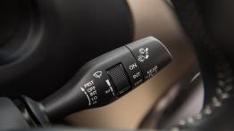 Lexus NX 200t (2015) w Seattle - manetka do sterowania wycieraczkami