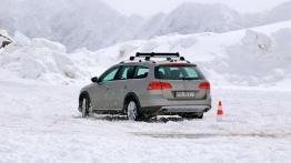 VW Passat Alltrack - wszędzie mu po drodze
