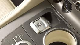 Aston Martin Rapide - hamulec ręczny