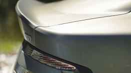 Aston Martin DB9 Facelifting Coupe - spoiler