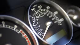 Jaguar X-type - prędkościomierz