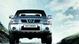 Nissan NP300 Single Cab - widok z przodu