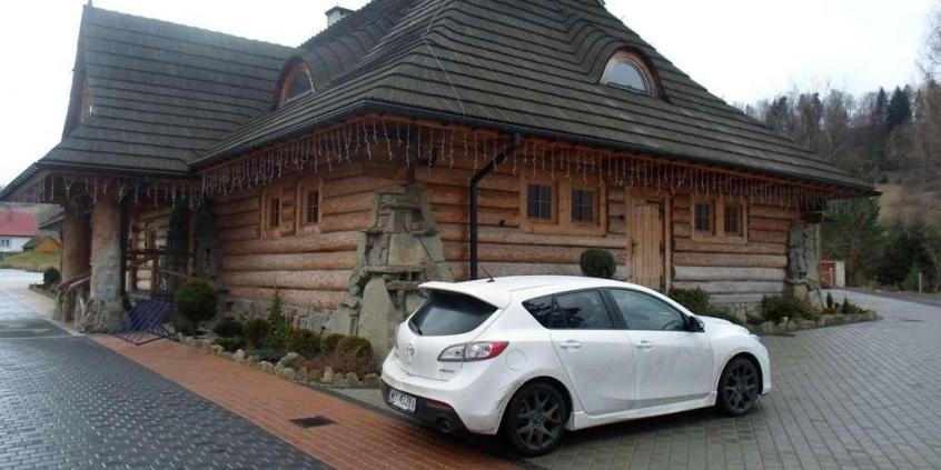 Białe szaleństwo  -  Mazda 3 MPS