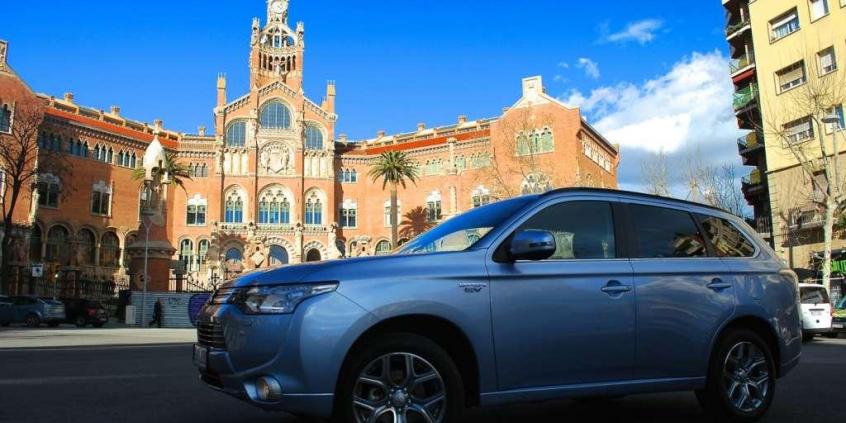 Mitsubishi Outlander PHEV - elektryczne 4x4