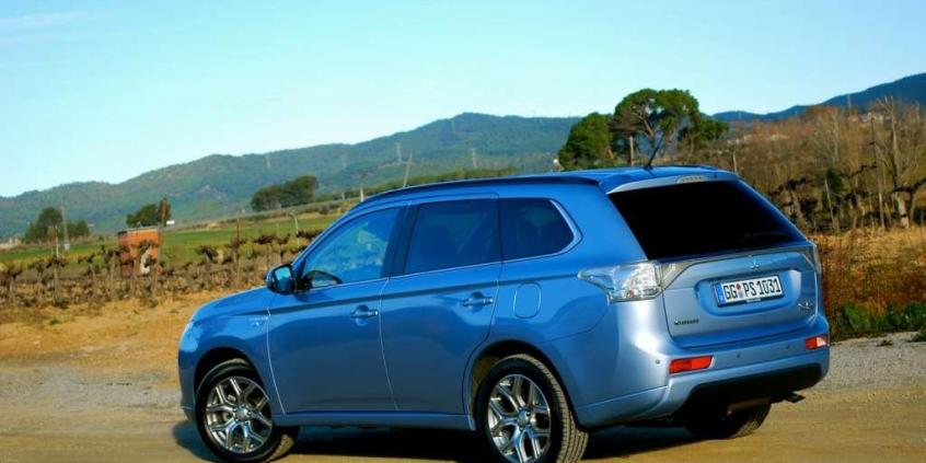 Mitsubishi Outlander PHEV - elektryczne 4x4