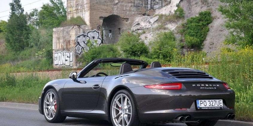 Porsche 911 Carrera S Cabrio - auto z zasadami