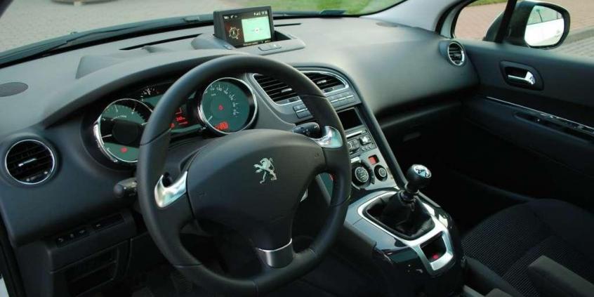 Peugeot 5008 2.0 HDi - trochę inny minivan