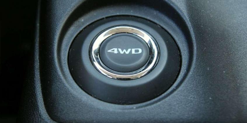 Mitsubishi ASX 1.8 DID Fischer Edition - z nartami w standardzie