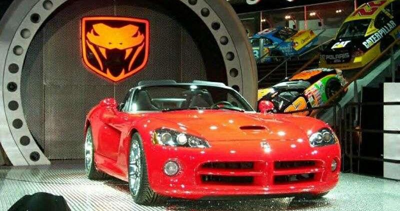 Szybszy od F-16 - Dodge Viper