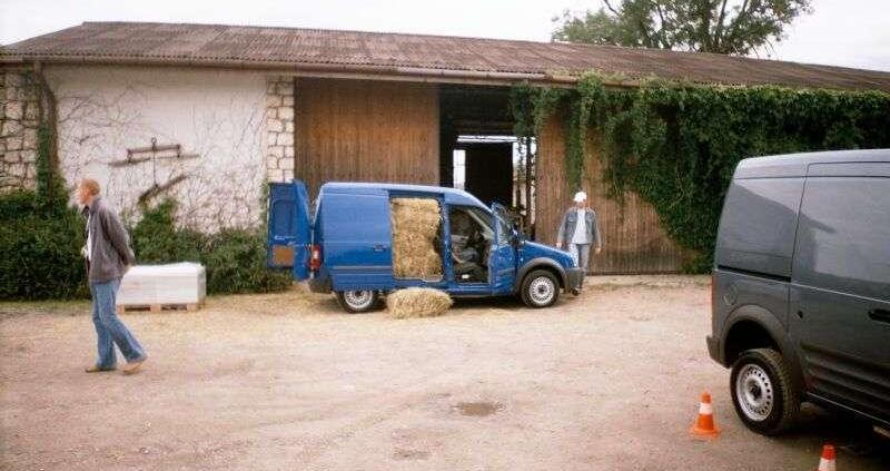 Młodszy brat - Premiera Forda Transita Connect i Tourneo Connect