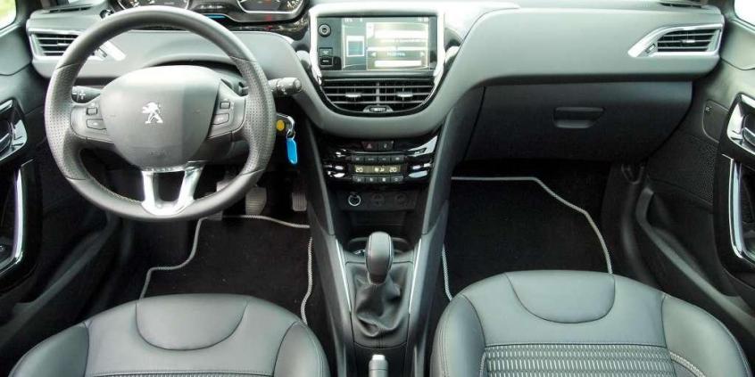 Peugeot 208 1.6 VTI Allure - nowość z charakterem