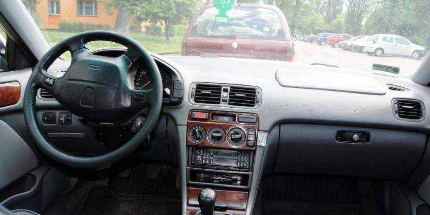 Rover 600 - brytyjski styl z japońską techniką