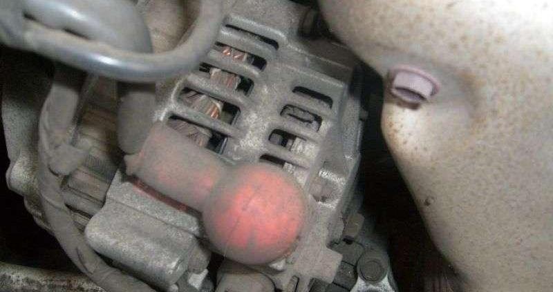 Opis techniczny Nissan Almera II