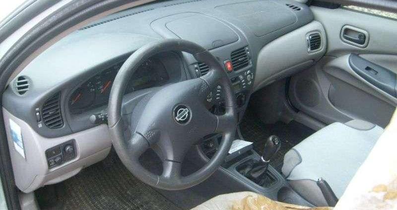 Opis techniczny Nissan Almera II