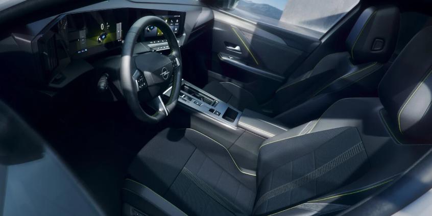 Opel Astra GSE Line debiutuje w Paryżu. To zapowiedź wersji z mocą 280 KM