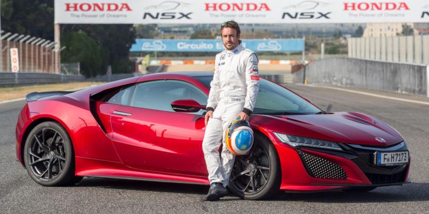 Honda NSX - dwie generacje supersamochodu z Japonii  