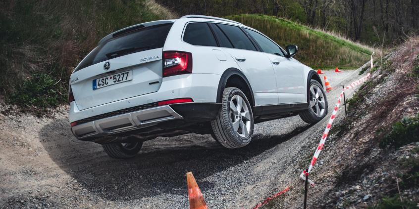 Skoda Octavia RS i Scout po liftingu - co zyskały po zmianach?