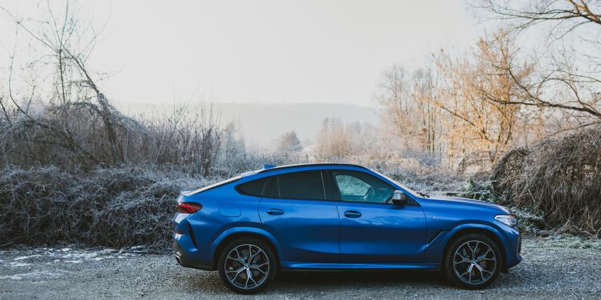 BMW X6 M50i – barok na kołach