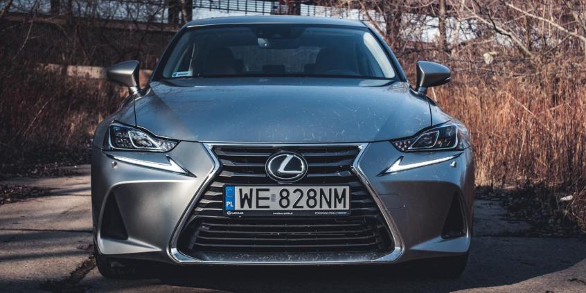 Lexus IS 200t - lifting, który zmienił wszystko