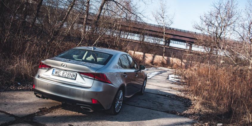 Lexus IS 200t - lifting, który zmienił wszystko