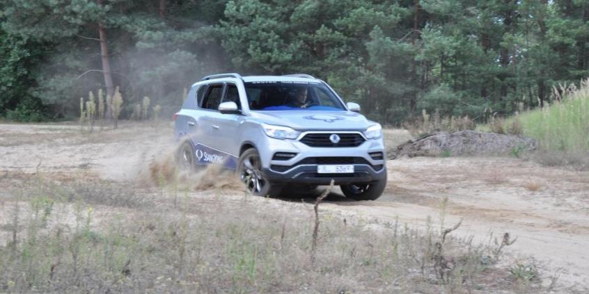SsangYong Rexton G4 – oko w oko z wielkoludem