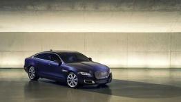 Jaguar XJ - odświeżony model z nowym wyposażeniem