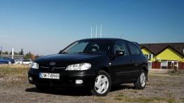 Nissan Almera - owoc romansu z Francuzem