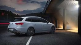 Seat Leon ST Cupra - rakieta z plecakiem