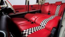 Honda N-BOX SLASH - maluch wielki duchem