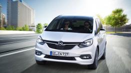 Opel Zafira ze zmienionym przodem i wnętrzem