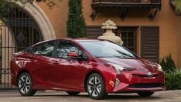 Hybrydowe hity 2017 roku: Toyota C-HR niekwestionowanym liderem