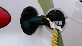 Smart fortwo electric drive - pod napięciem