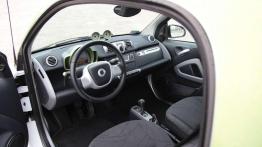 Smart fortwo electric drive - pod napięciem