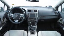 Toyota Avensis 2,0 Valvematic 2015 - lifting samurajskim mieczem