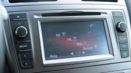 Toyota Avensis 2,0 Valvematic 2015 - lifting samurajskim mieczem