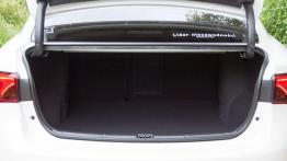 Toyota Avensis 2,0 Valvematic 2015 - lifting samurajskim mieczem