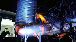 Mercedes SLR McLaren - taśma produkcyjna