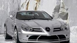 Mercedes SLR McLaren - widok z przodu