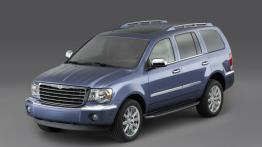 Chrysler Aspen - widok z przodu